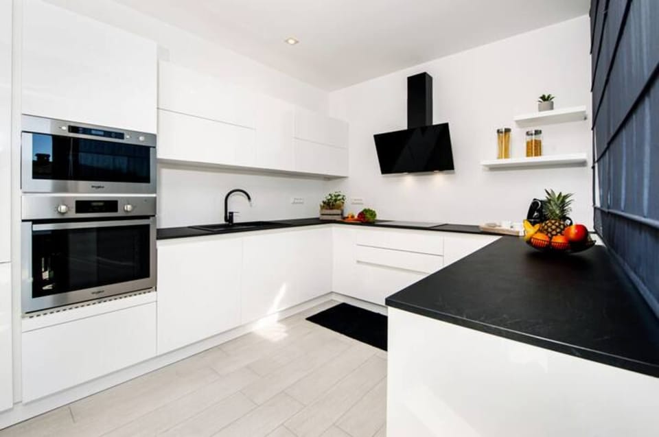 Villa, 3 Bedrooms, Private Pool, Garden View | Interior