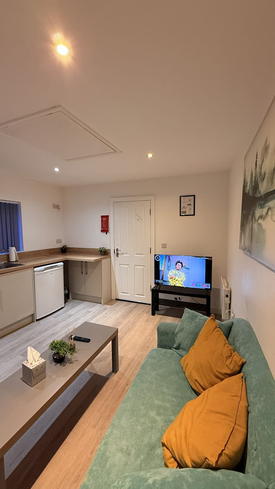 Apartment, 1 Bedroom | Living room