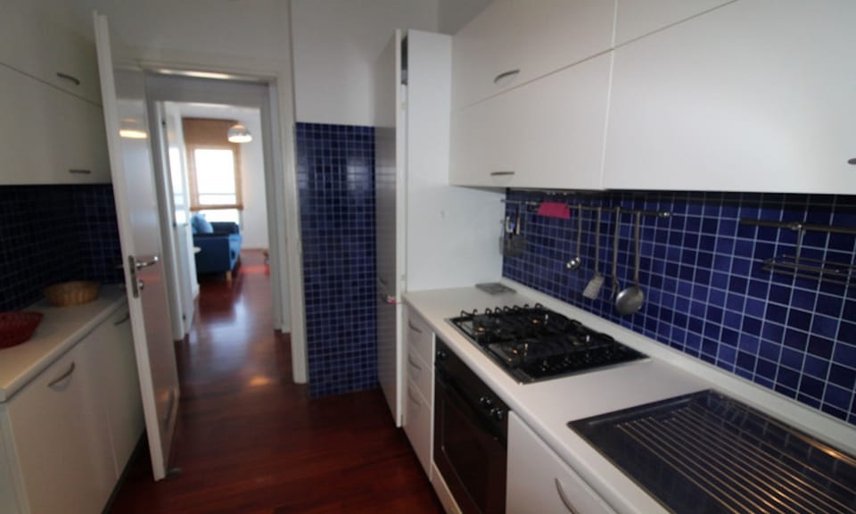 Apartment, 2 Bedrooms, Balcony, Ocean View | Interior