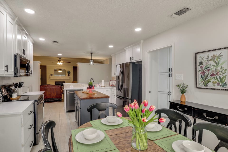 House (3 Bedrooms) | Interior