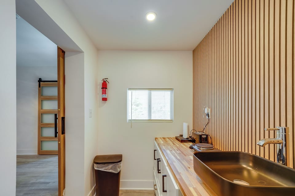Apartment (1 Bedroom) | Interior