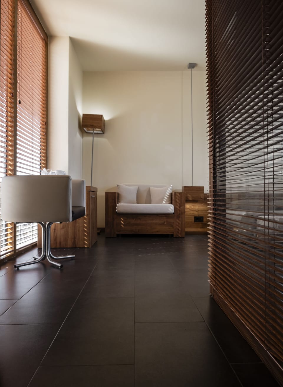 In-room safe, WiFi (free), bed sheets