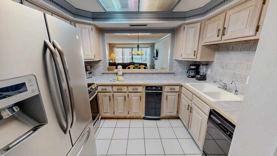 Condo, 2 Bedrooms | Private kitchen | Coffee/tea maker, fridge, oven, toaster