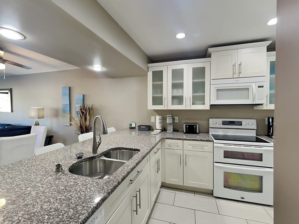Kitchen - Modern Appliances