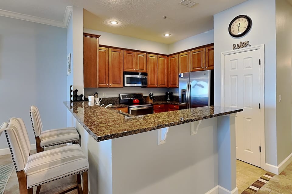 Fully Equipped Kitchen with Stainless Steel Appliances