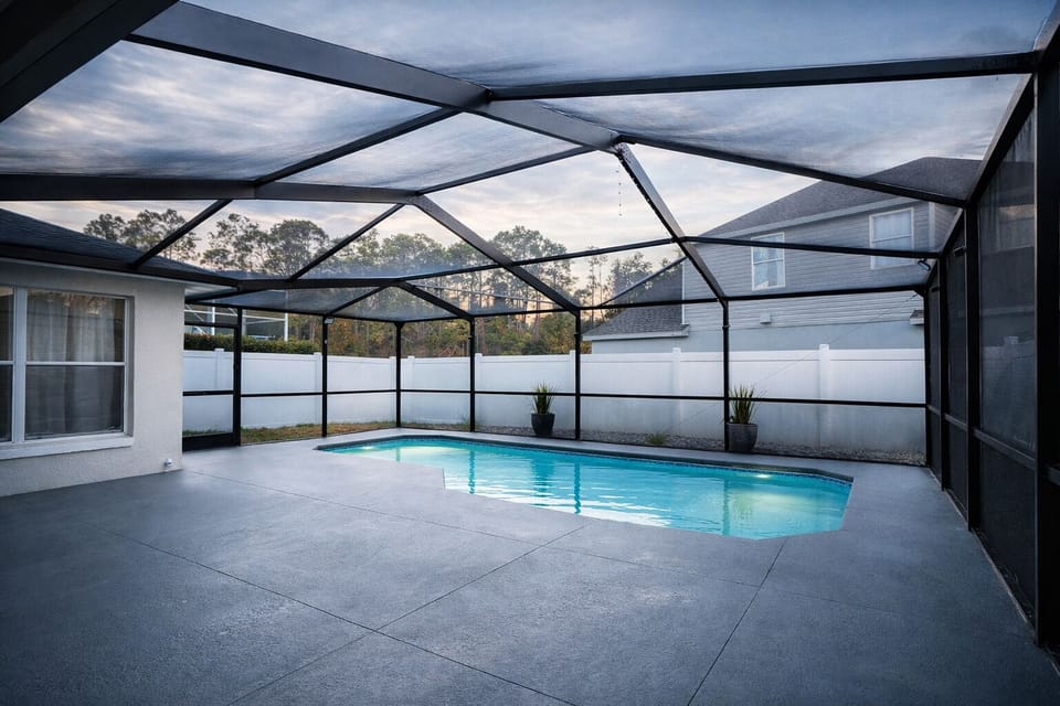 Pool/ BBQ area