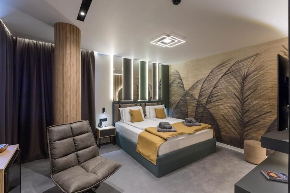 Superior Double Room, City View | Blackout drapes, soundproofing, iron/ironing board, free WiFi