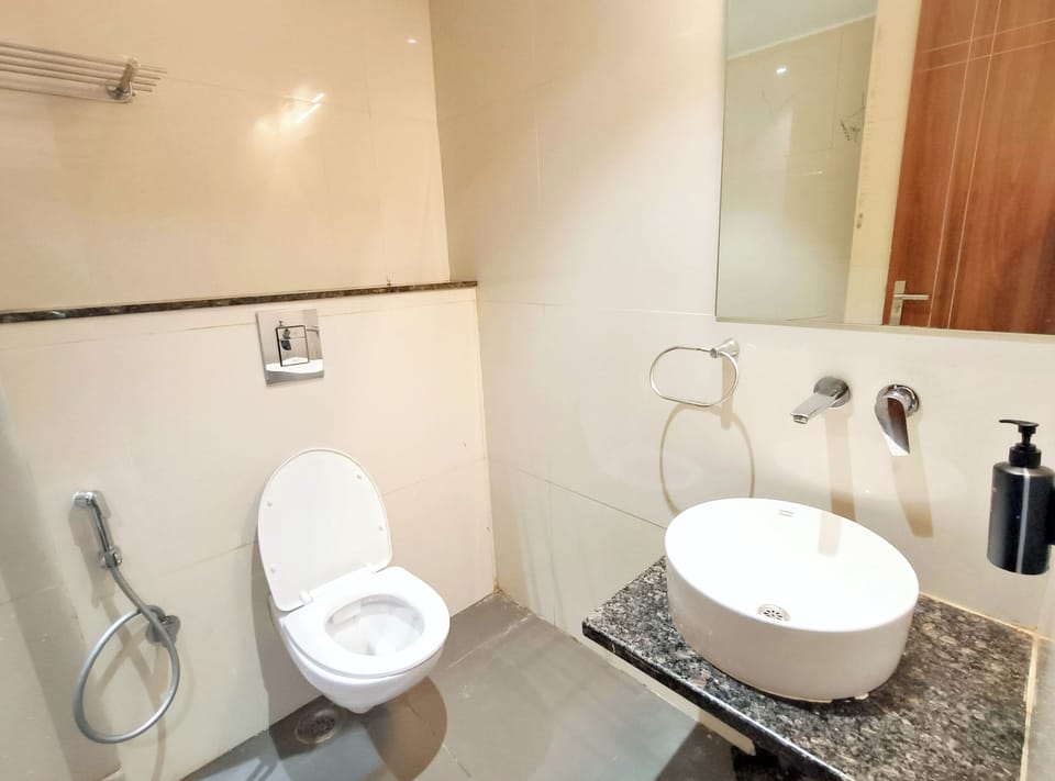 Deluxe Double Room | Bathroom