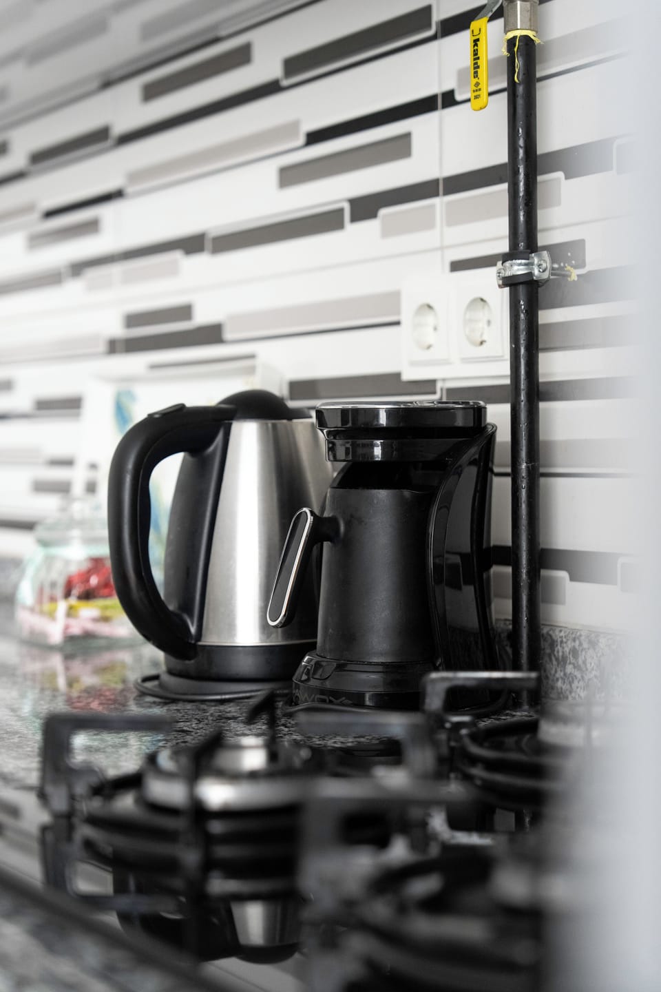 Economy Apartment, 3 Bedrooms, 2 Bathrooms | Private kitchen | Fridge, microwave, stovetop, dishwasher