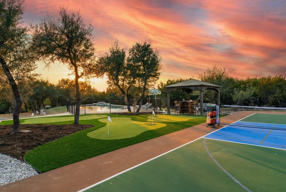 Tee off, celebrate the wins, and laugh off the misses. Our putt-putt area brings smiles, sunshine, and good vibes to your stay.