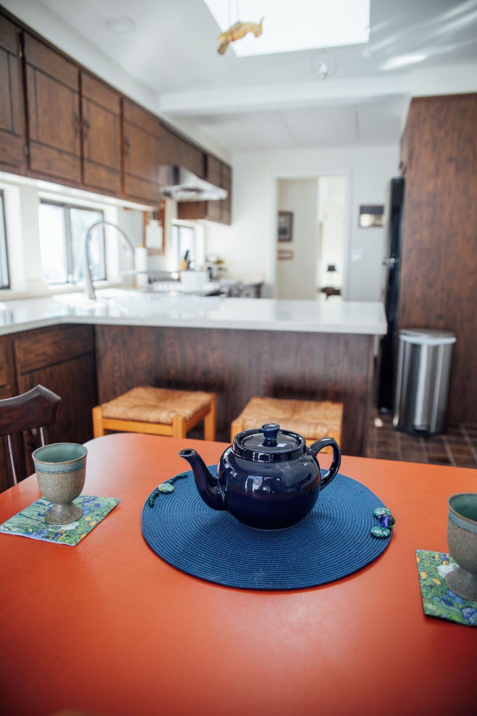 Spacious kitchen and cozy breakfast nook