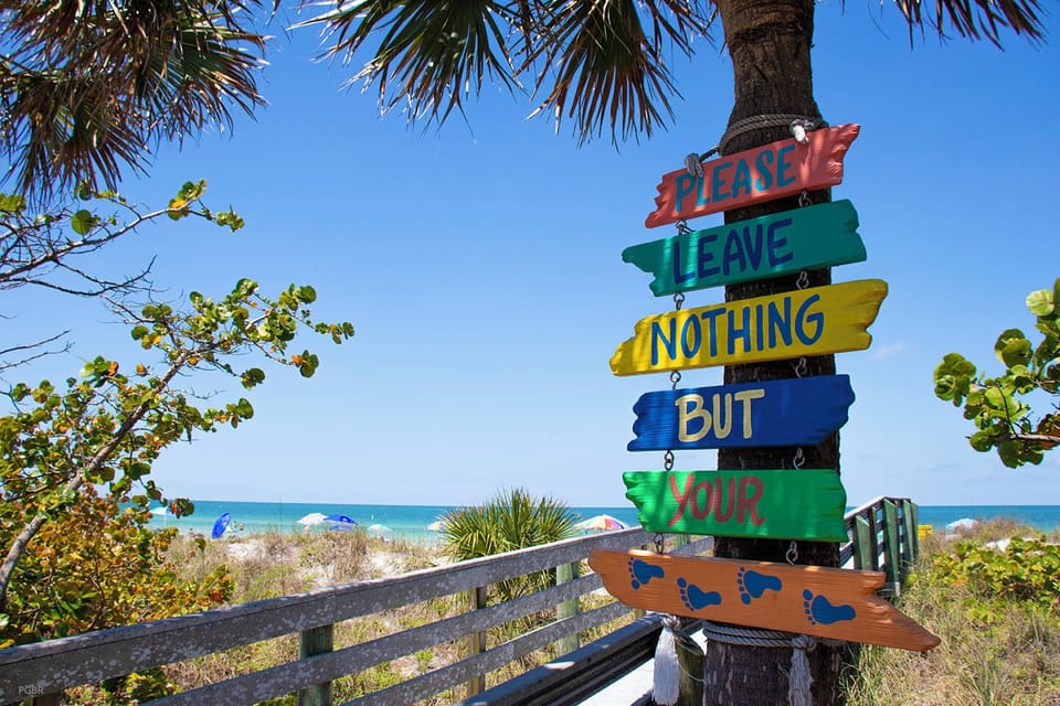 Signature Indian Rocks Beach sign.