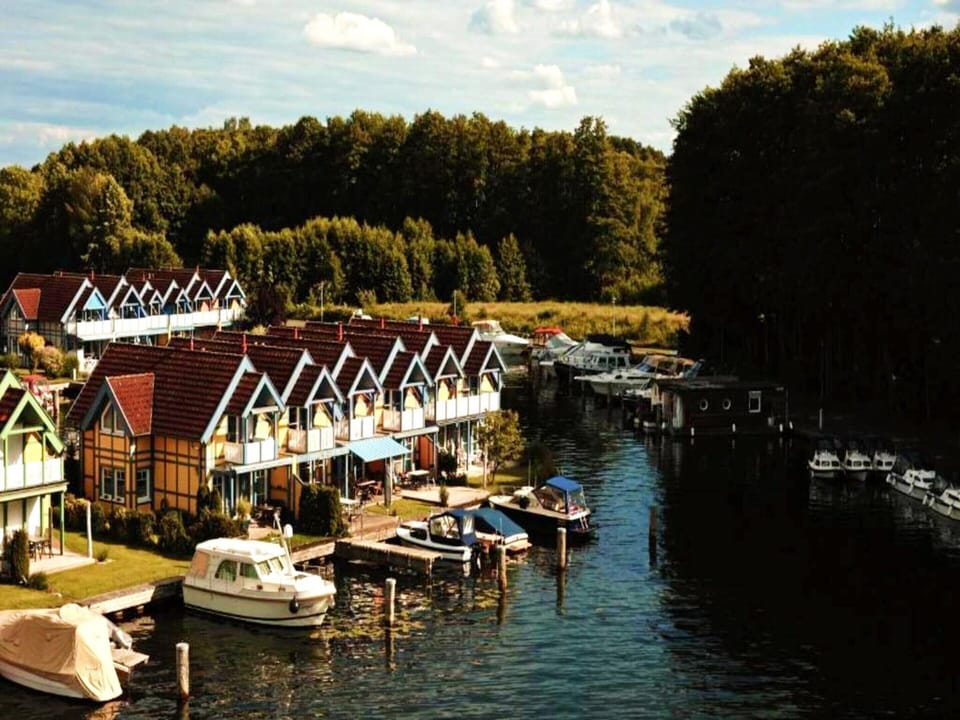 Sunday Resort Hafendorf Standard Double Room Apartment in Rheinsberg