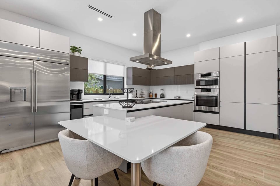 House, Multiple Beds, Pool Access, Garden View (Tarpon River Enclave) | Private kitchen | Coffee/tea maker