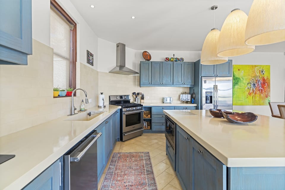 Spacious kitchen with all necessary appliances for relaxed cooking
