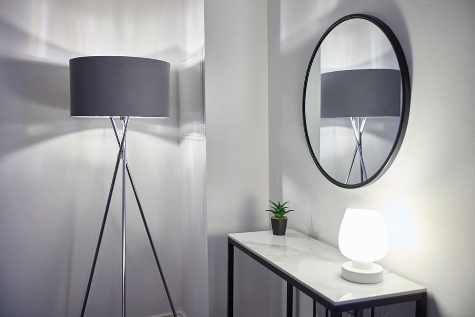 Langley Hotel Apt 12, Whitby - Host & Stay