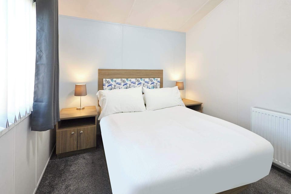 The Beach House, Newbiggin-by-the-Sea - Host & Stay