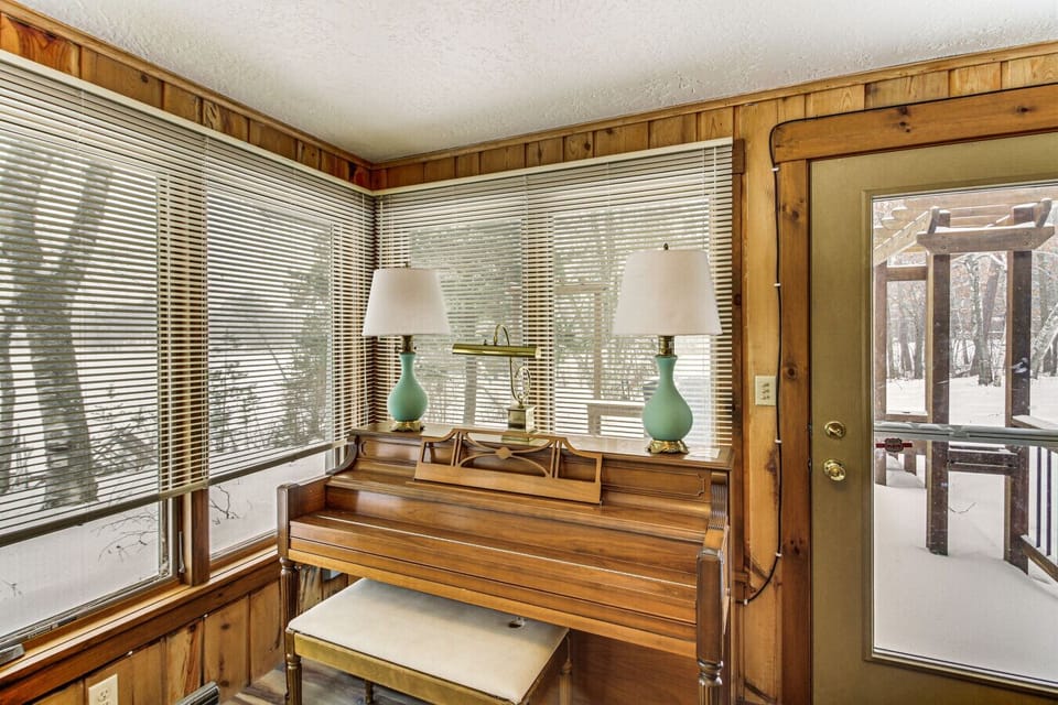 Piano Corner | Natural Light | Cozy Cabin Details