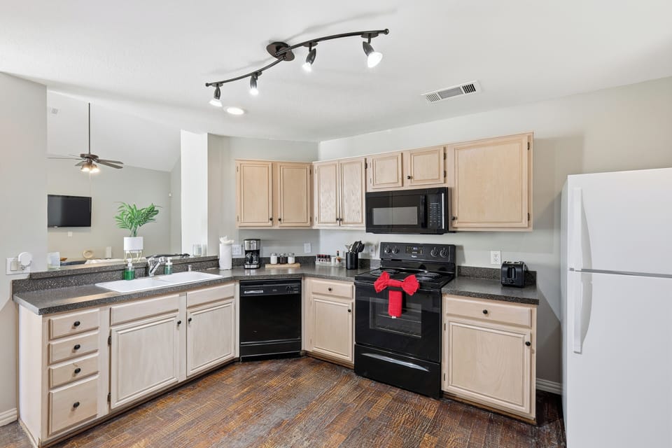 House, Patio | Private kitchen