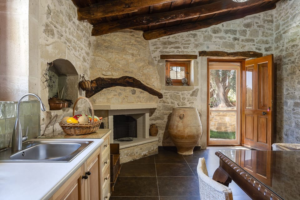 Villa, 2 Bedrooms, Private Pool, Mountain View | Private kitchen | Microwave, coffee/tea maker, highchair