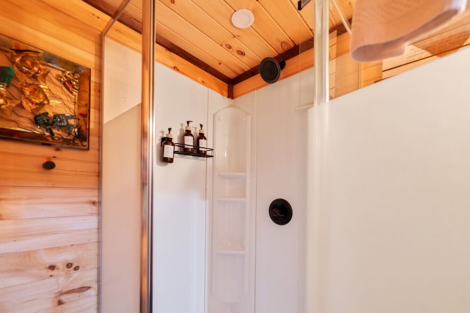 Bathroom | Walk-In Shower | Glass Enclosure | Toiletries Provided