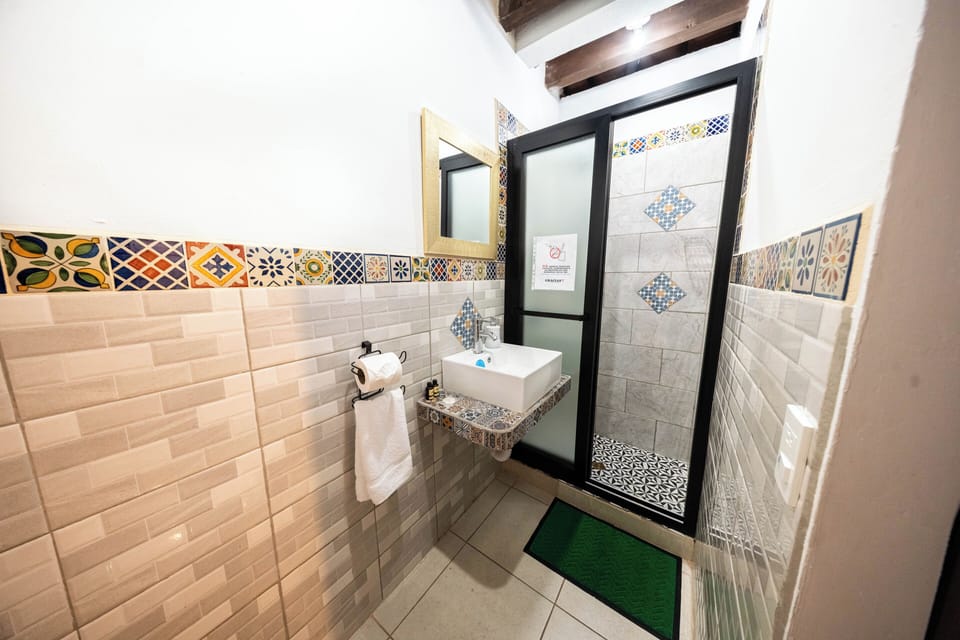 Classic Room, Garden View | WiFi (free), bed sheets