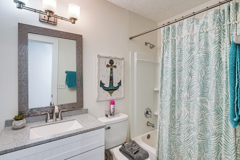 Full Bathroom