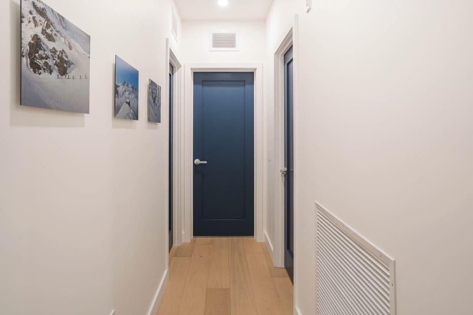 Premium Condo, Mountain View | Interior