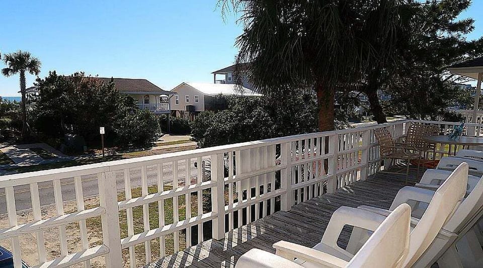 PORCH SOUTH FACING