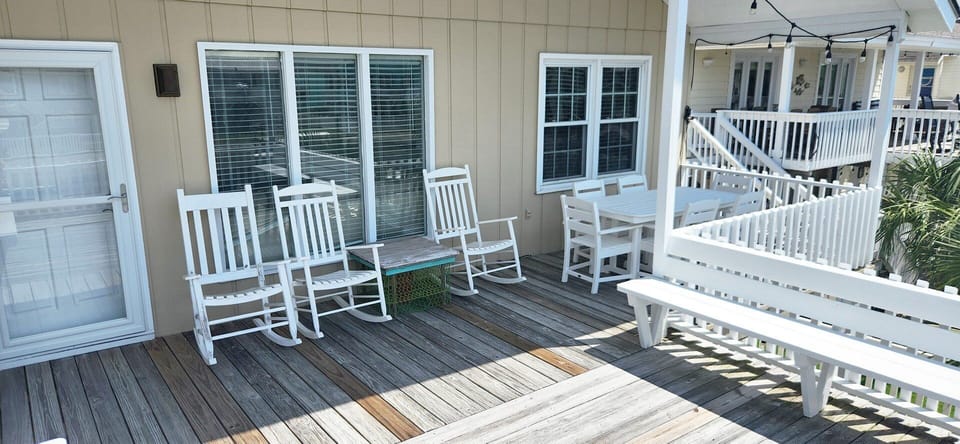 21 Union Back Deck 1