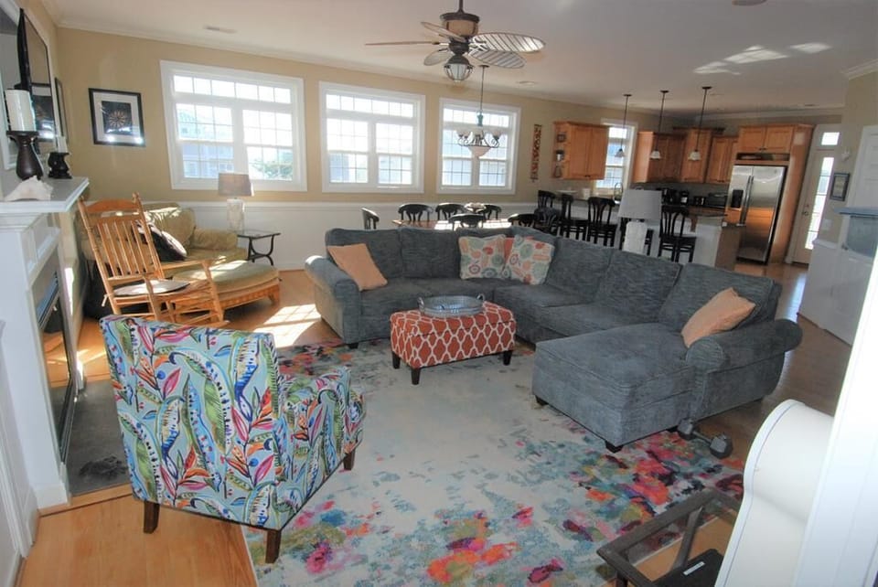 2nd Floor Living Area