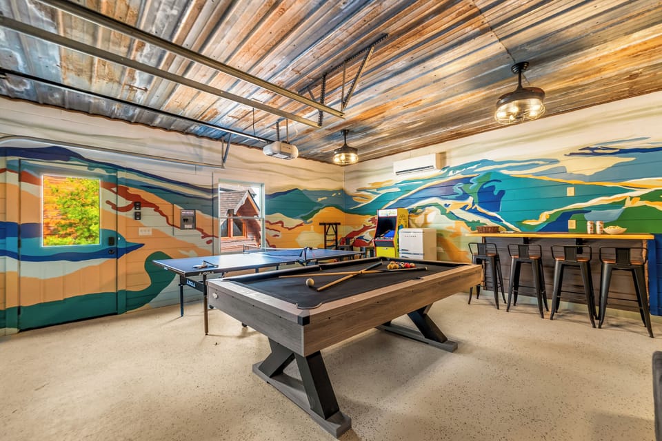 Challenge the crew to pool, ping-pong & arcades in this vibrant game room