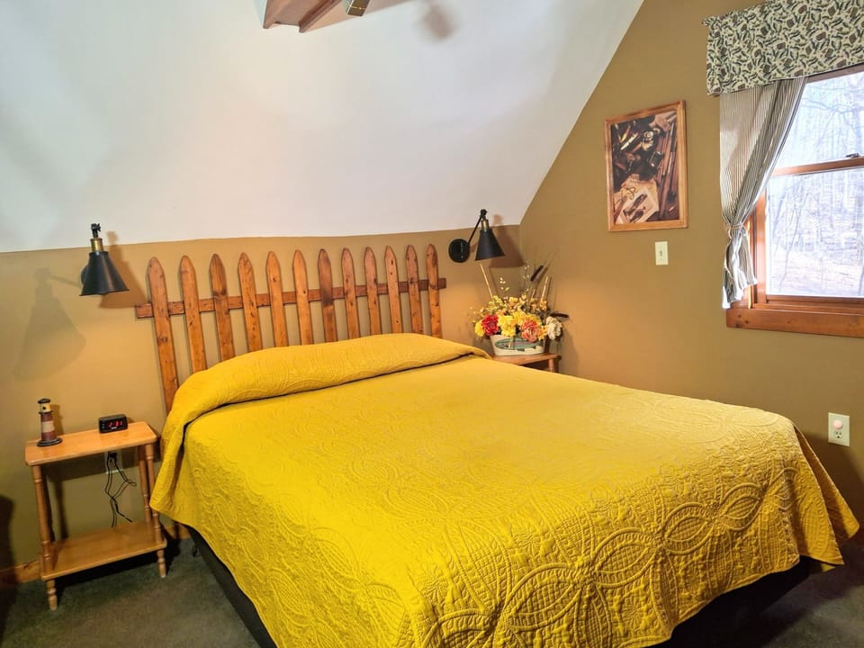 Loft bedroom queen bed