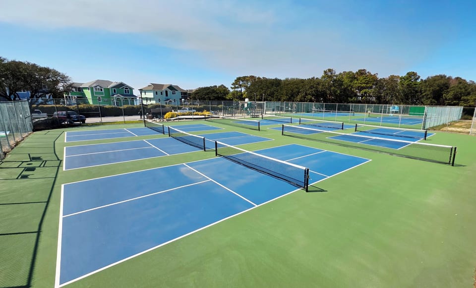 Pickleball - wall to Monteray Shores community center!