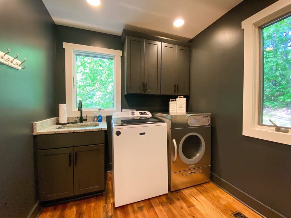 Mountain Haven | Washer and dryer