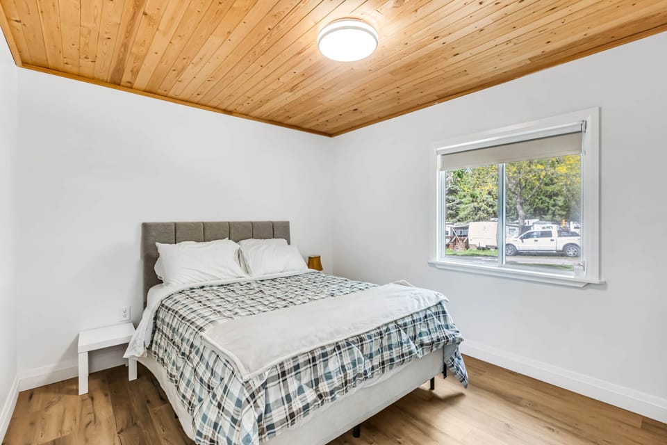 Bedroom1cottage3