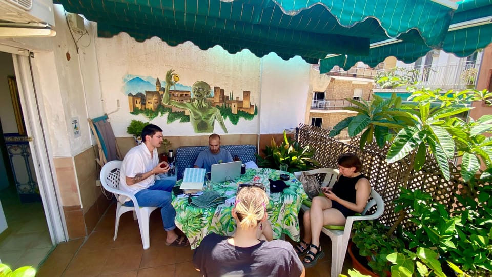 Hostal Cascabel Hostel in Granada