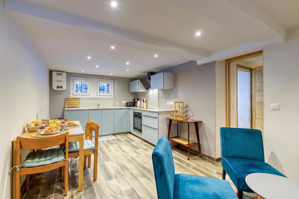 Kitchen and dining area