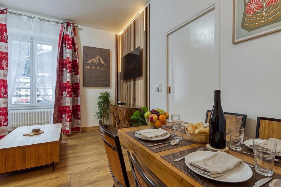 Living and dining room