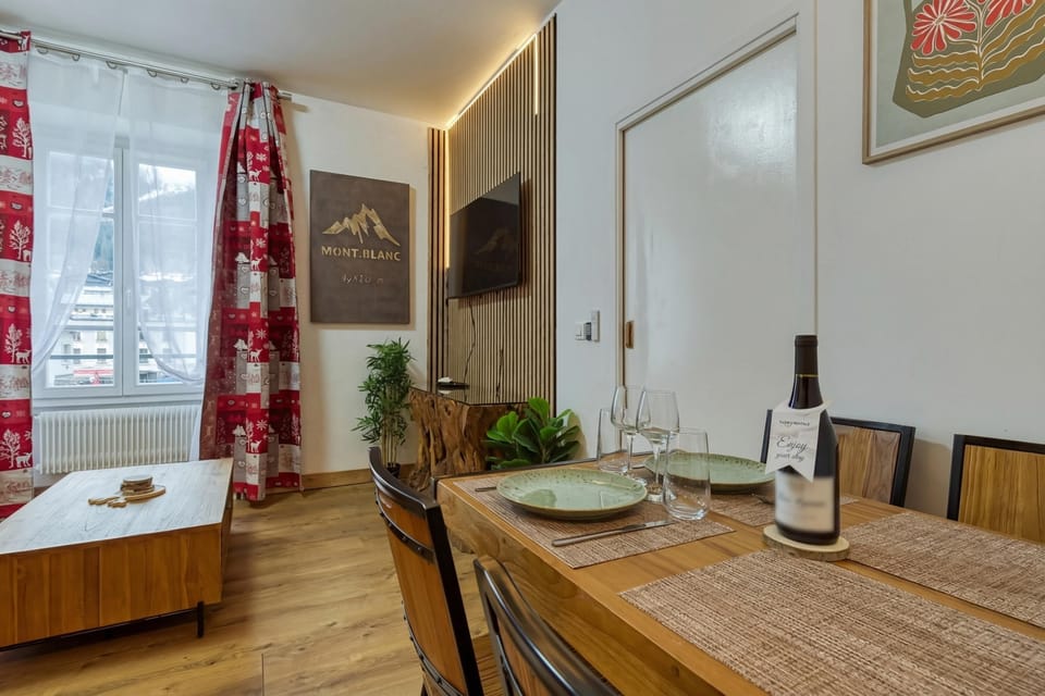 Living and dining room