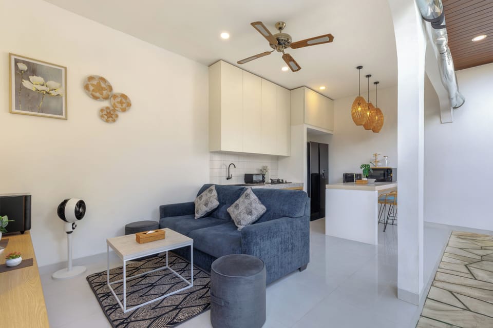 Villa, 2 Bedrooms, Pool View | Living area