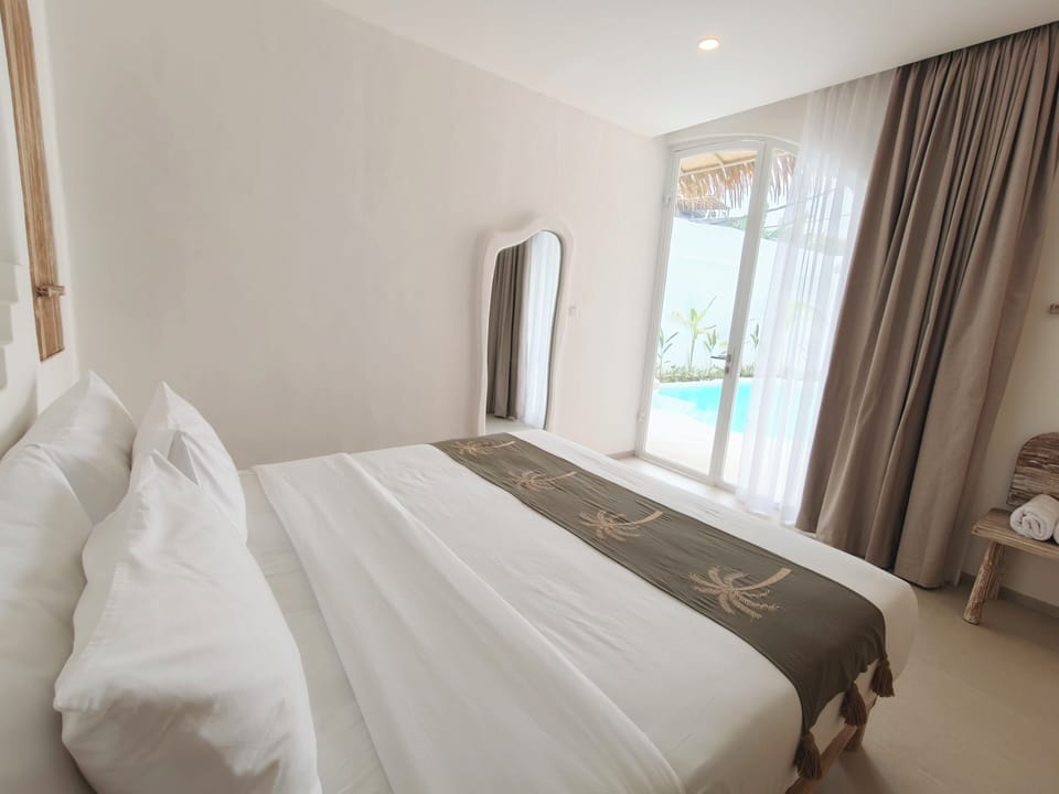 Luxury Villa, 3 Bedrooms, Pool View | In-room safe, desk, laptop workspace, free WiFi