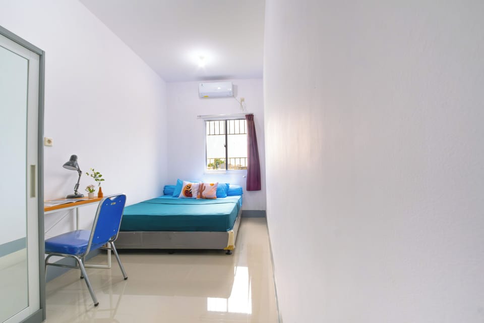 Basic Double Room, Balcony, City View | Free WiFi