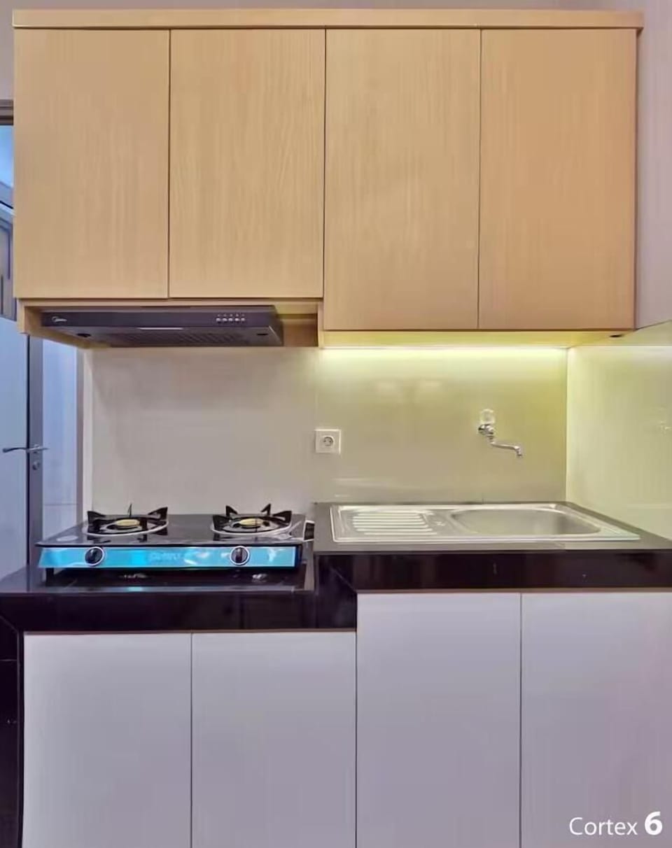 Fridge, microwave, stovetop, rice cooker