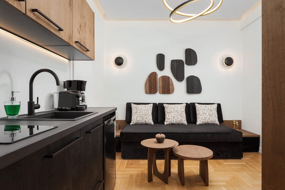 Suite | Interior