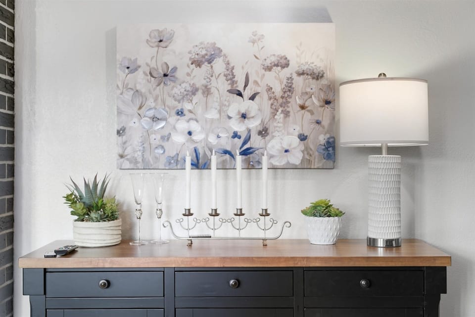 Thoughtful design touches throughout make Woodland Reserve feel warm, welcoming, and ideal for hosting larger groups comfortably.