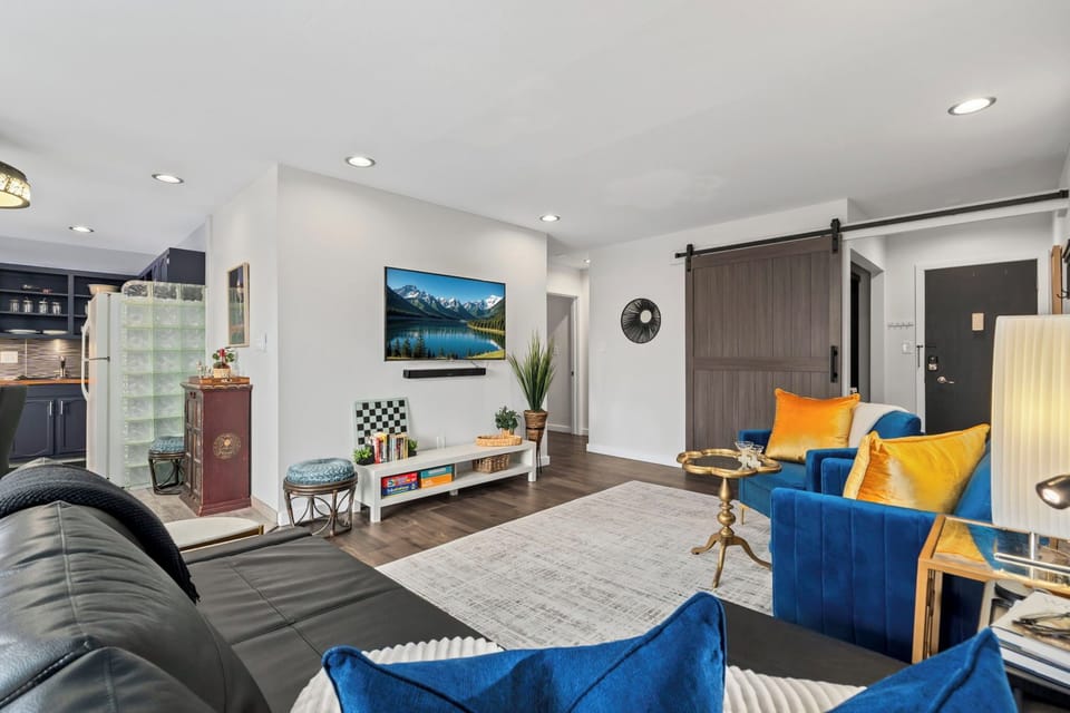 Apartment, Multiple Beds, Kitchen, Garden View | Living area