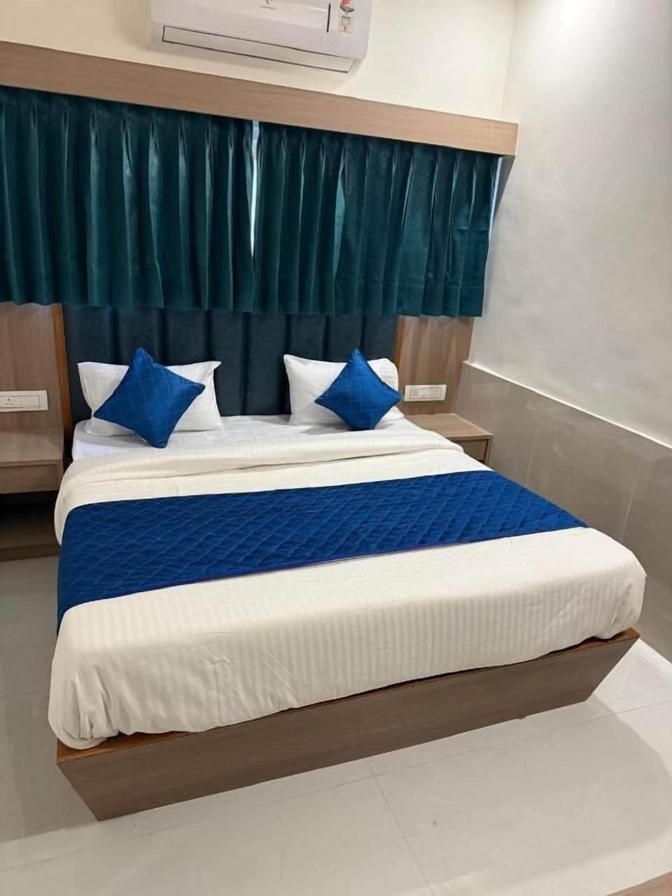 Double Room, City View