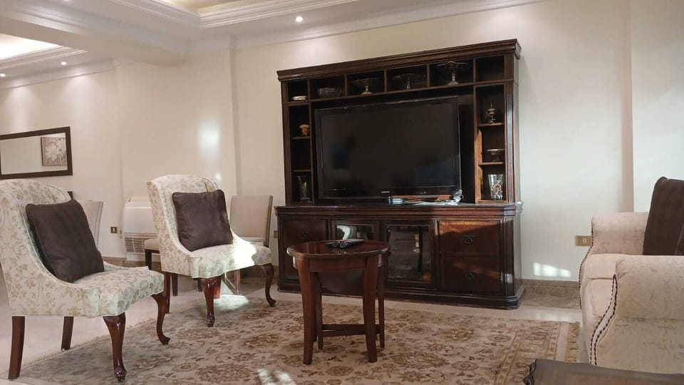 Luxury Apartment, Balcony | Living area