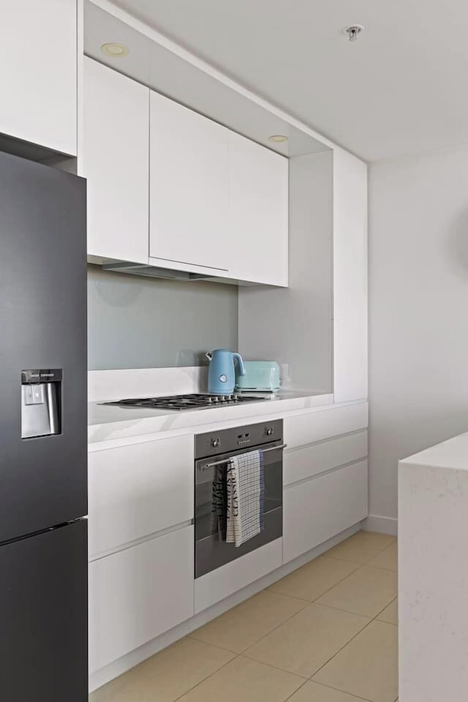 Fully equipped with everything you need for comfortable short or extended stays.